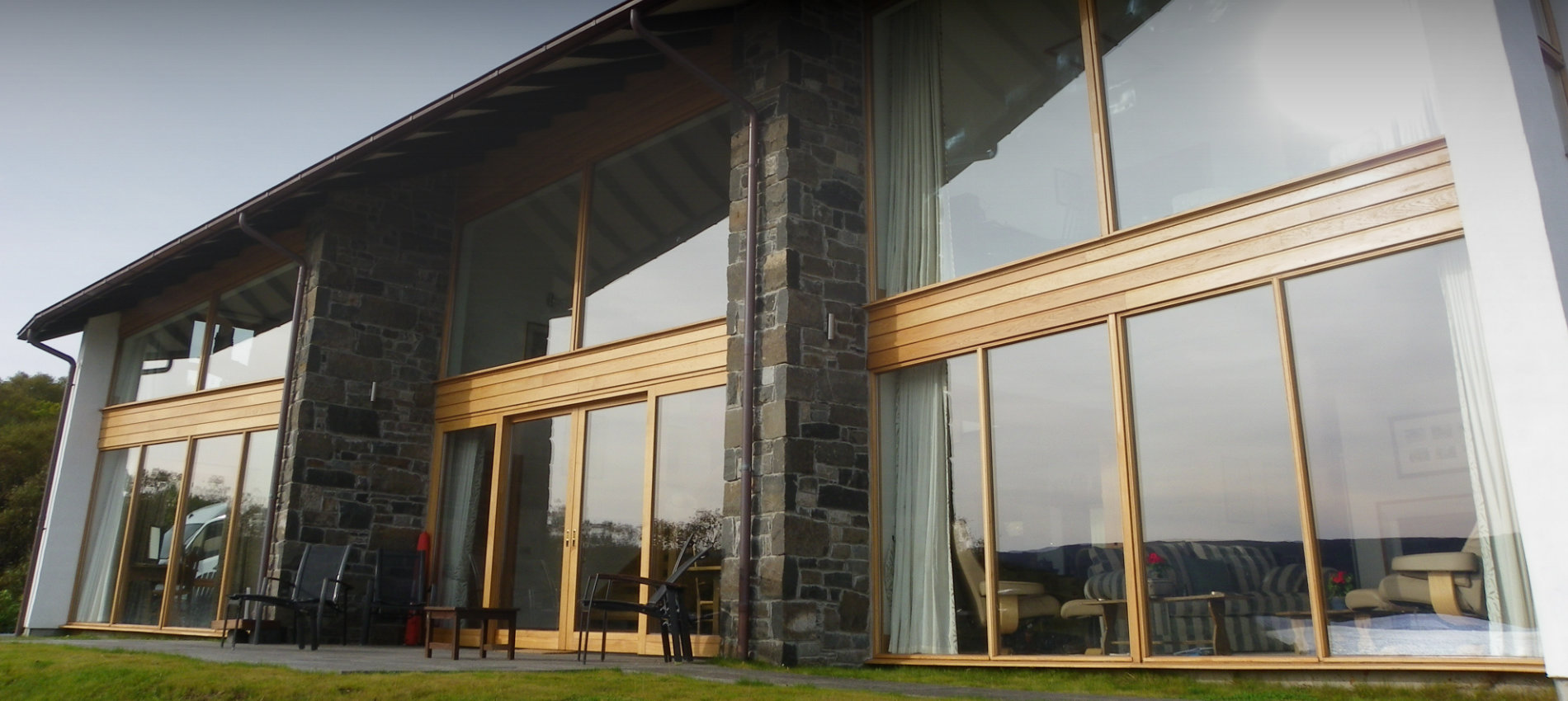 Timber windows casement in Edinburgh- Uniwindows.co.uk